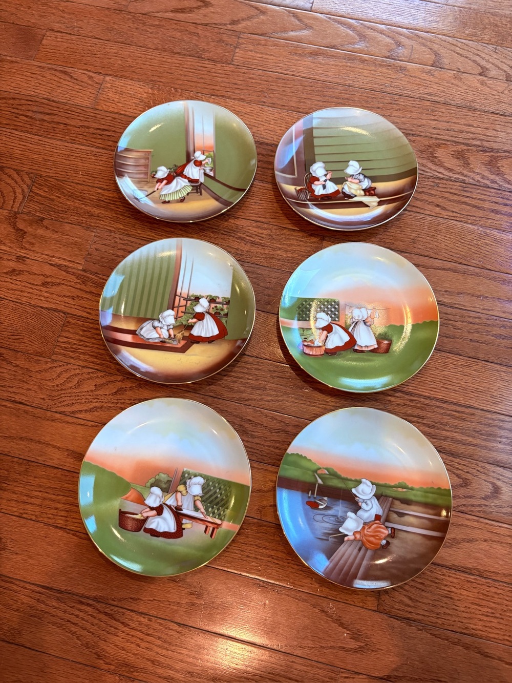 1974 Royal Bayreuth Germany Bayreuth Sun Bonnet Babies Plates. 6 Pieces